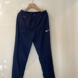 Nike dri fit athletic sweatpants/joggers
